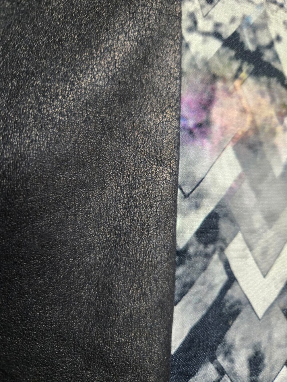 Sandro Paris Sweatshirt Top Geometric Chevron Print Metallic Faux Leather Sz 1 - Picture 7 of 11